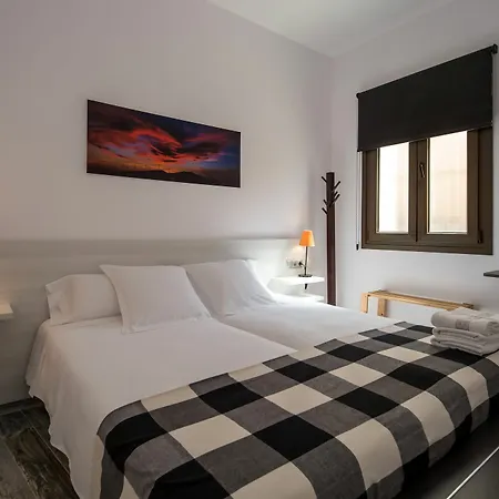Guest house The 8 House