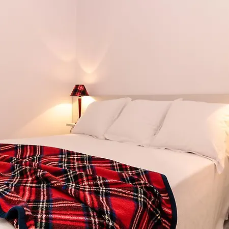 Guest house The 8 House 3*