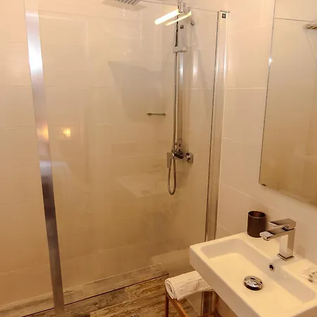 Гостевой дом The 8 House 3*